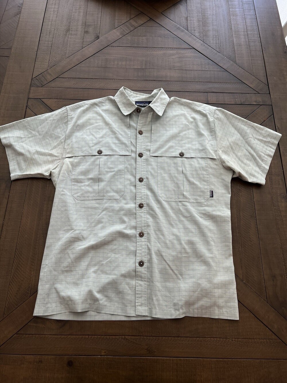 Patagonia Island Hopper Shirt Medium Green Button Up Short Sleeve Hiking Fishing